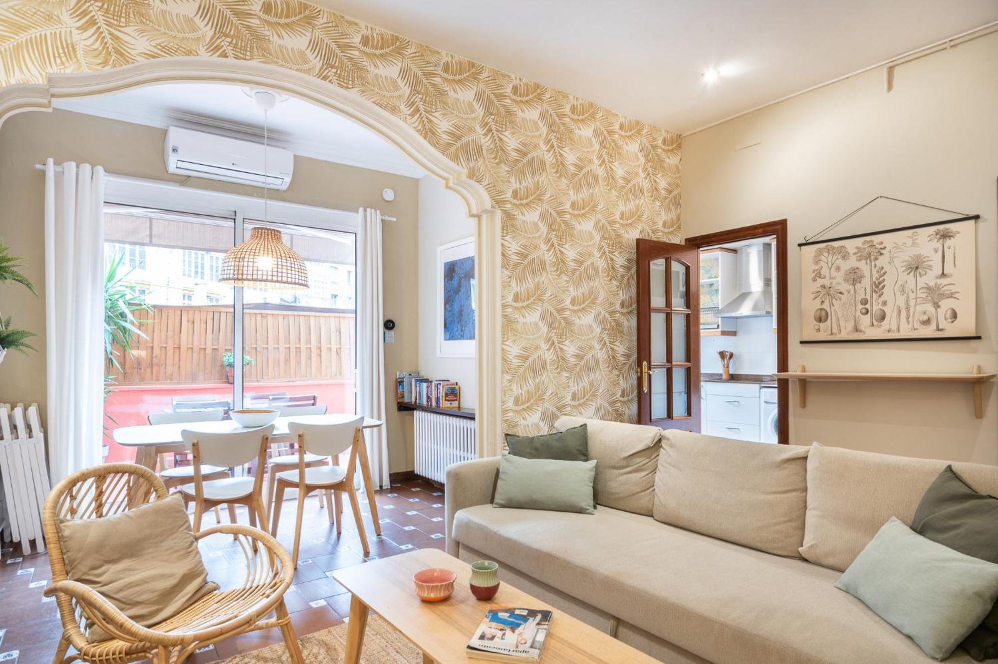 Spacious & Sunny Apt With Terrace In The City Center Barcelona Exterior photo